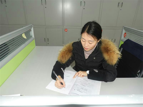 在课堂上历练，在展示中成长—记恩阳区第四小学周晓华